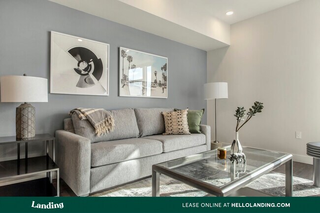 Foto del edificio - 3711 19th Ave