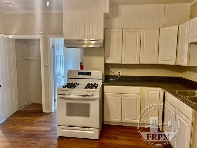 Photo - 92-94 Fisher St Apartment