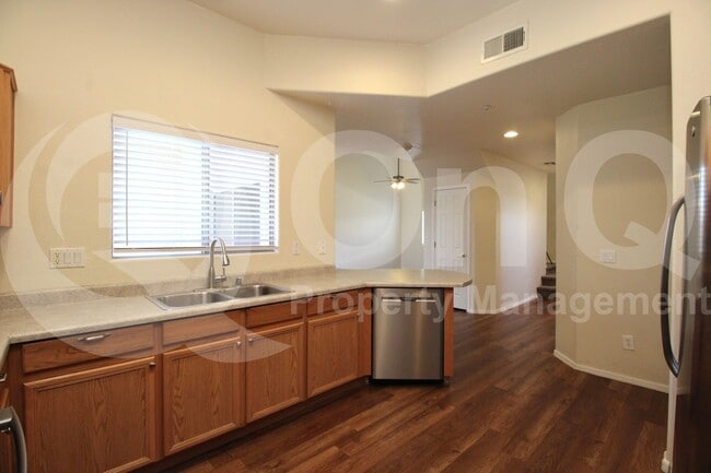 Building Photo - 8078 W Mary Jane Ln