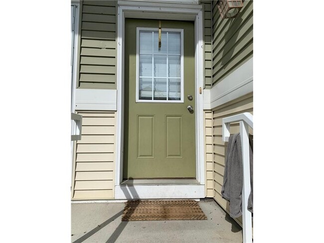 Building Photo - 4770 Underwood Ln N