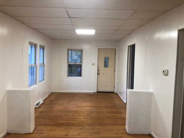 Foto del edificio - 2211 W Indiana Ave