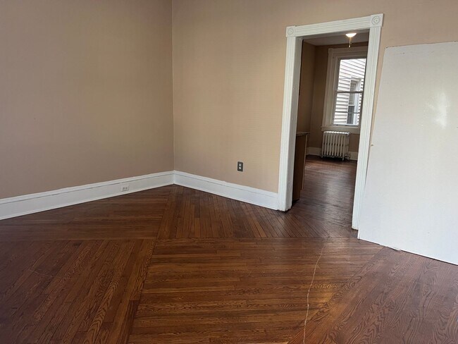 Foto del edificio - Fountain Hill Borough ; Spacious 3 bedroom...