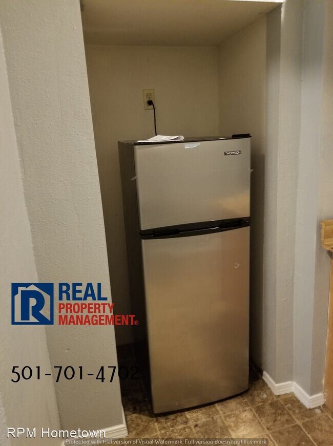 Foto del edificio - Studio, 1 bath House - 640 Park Ave. Unit B