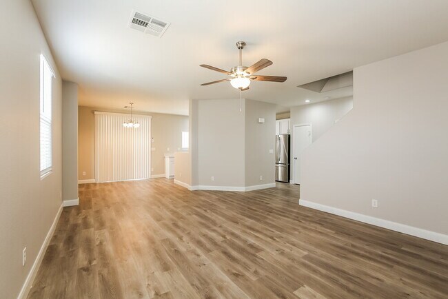 Building Photo - 6494 W Haleh Ave
