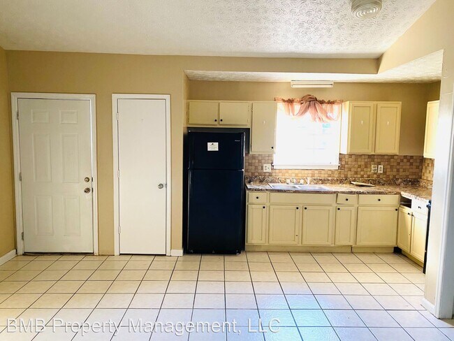 Building Photo - 3 br, 2 bath House - 669 North Pass Road