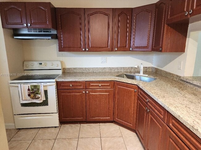 Foto del edificio - 1700 NW 58th Terrace