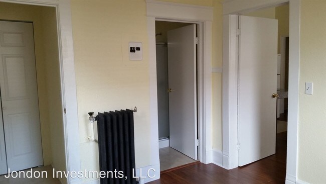 Building Photo - 347 S 300 E