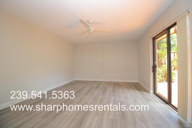 Foto del edificio - 5203 Cedarbend Dr