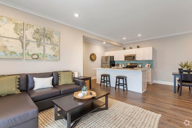 Building Photo - The Pointe Grand Apartment Homes
