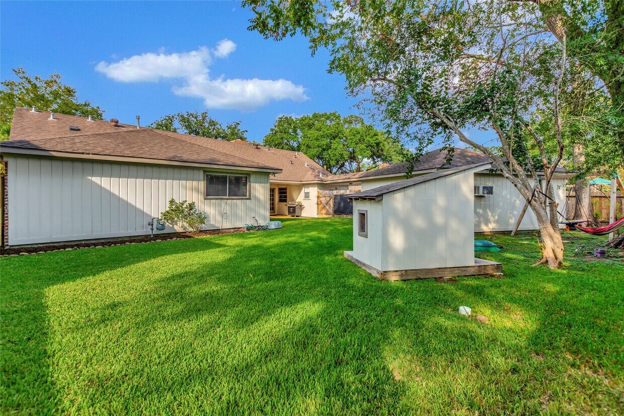 Building Photo - 18623 Prince William Ln