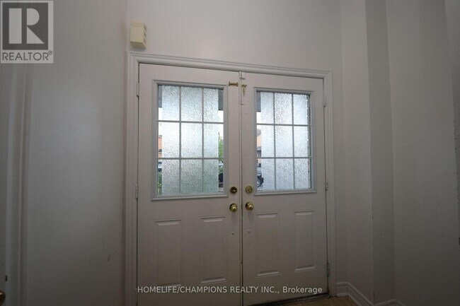 Photo du bâtiment - 1524 Bruny Ave