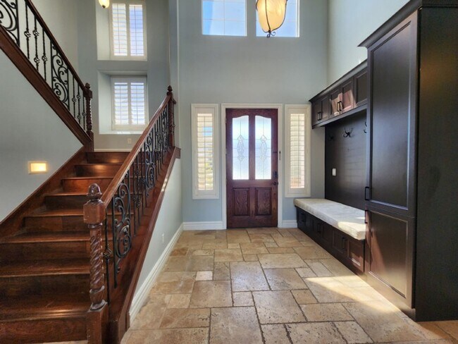 Foto del edificio - Beautifully Upgraded Southern Highlands Ga...