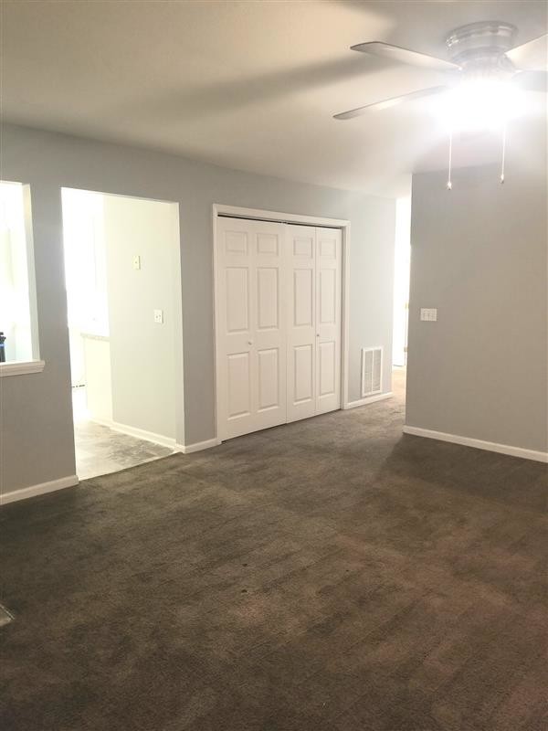 Foto del edificio - Updated Duplex, Central Location