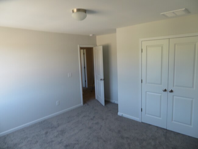 Foto del edificio - 4071 Northwest Rd NE