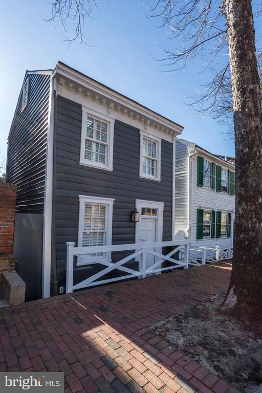 Foto del edificio - 3522 P St NW