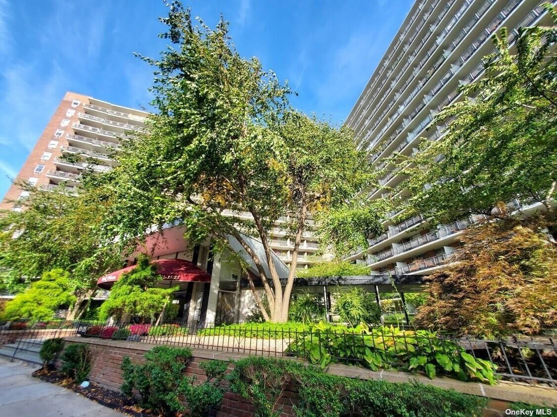 6115 97th St Unit 3C, Queens, NY 11374 Condo for Rent in Queens, NY