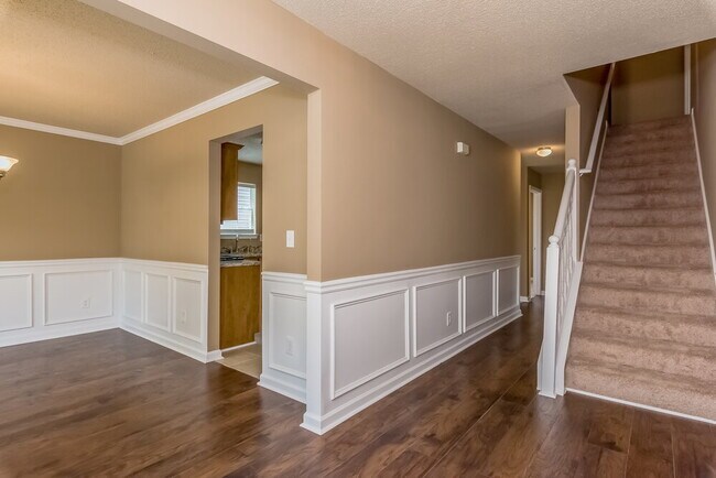 Foto del edificio - 119 Baywood Way