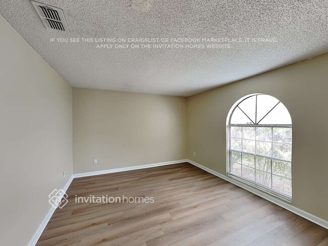 Building Photo - 2751 Mint Dr