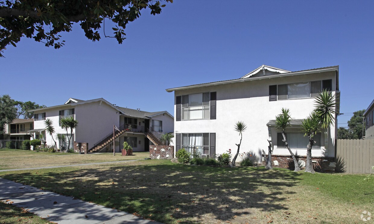 Foto del edificio - 207-213 S Lillie Ave