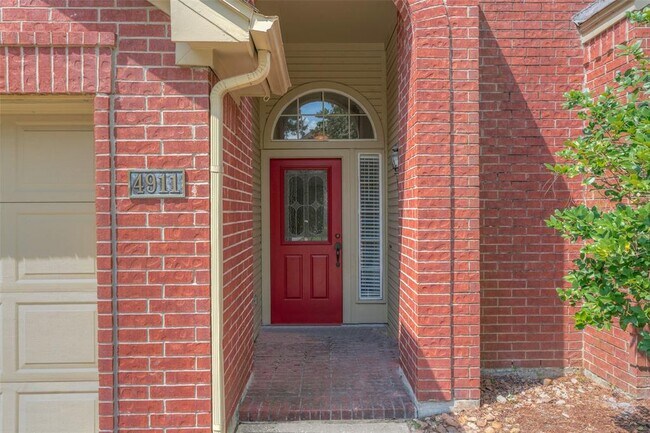 Building Photo - 4911 Greenriver Valley Dr