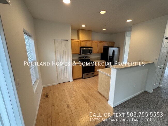 Foto del edificio - 10779 SW Canterbury Ln