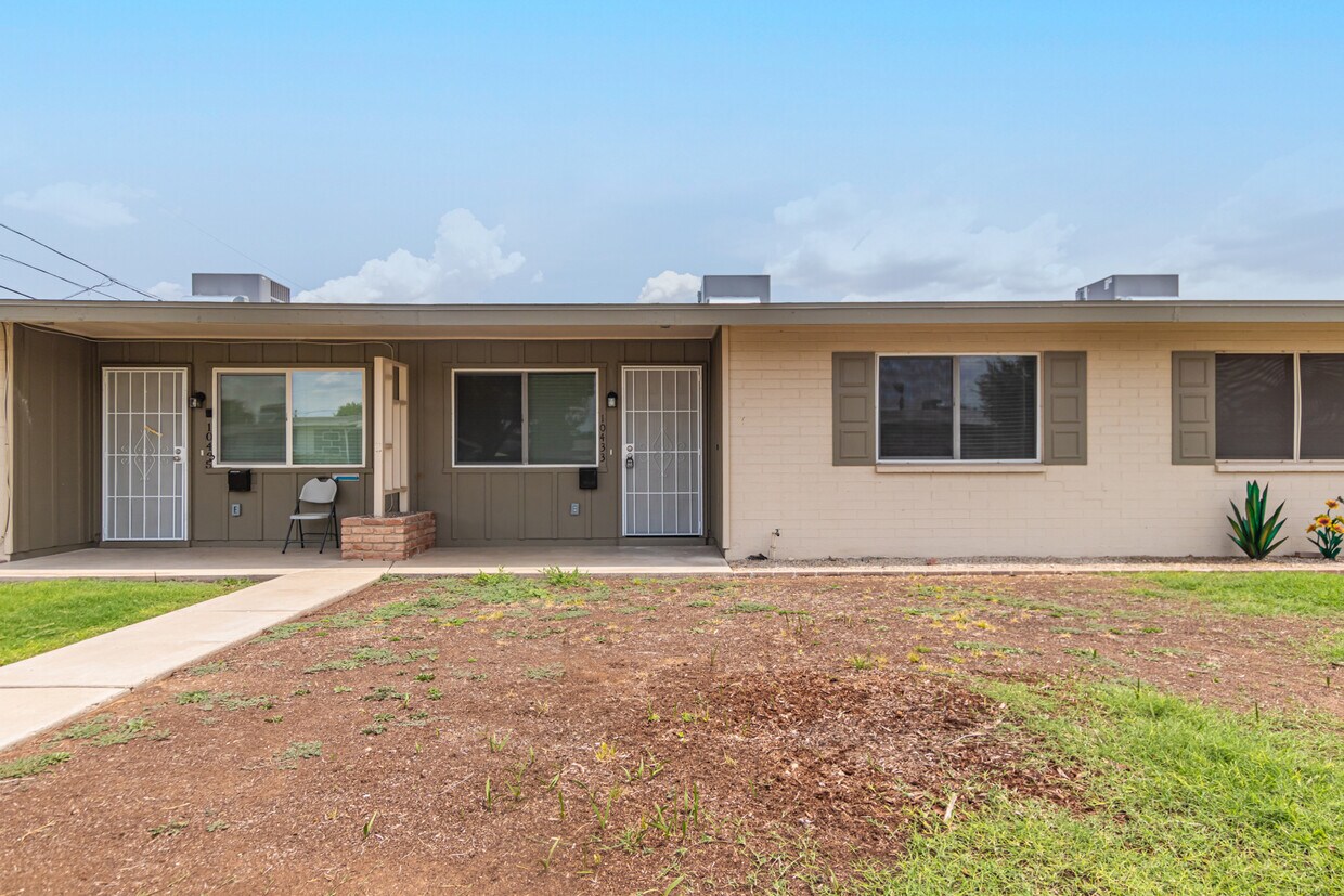 Primary Photo - 10433 N 105th Ave