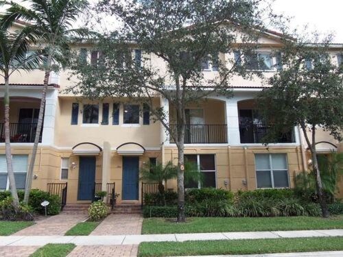 Primary Photo - 2867 S Oasis Dr