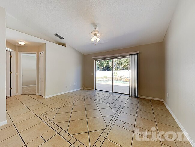 Building Photo - 25132 7 Rivers Cir