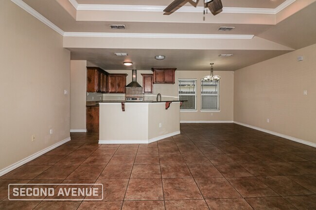 Foto del edificio - 6701 Newman Dr