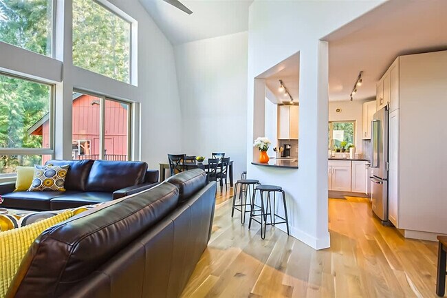 Foto del edificio - 32 Michaels Rd