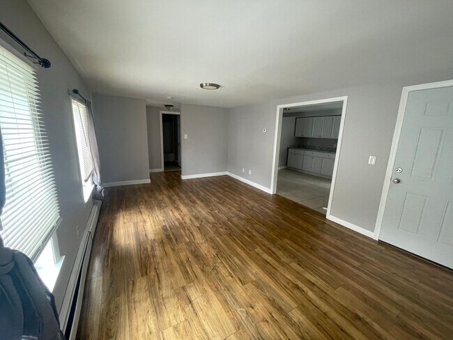 Foto del edificio - 72 Mountain Ave