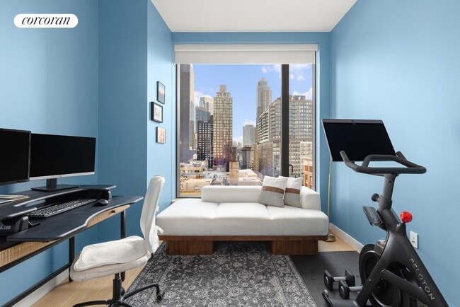 Building Photo - 11 Hoyt St