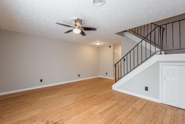Foto del edificio - 114 Ladbrook Ln