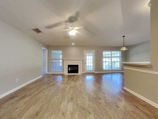 Building Photo - 1264 Pirates Cove Ln