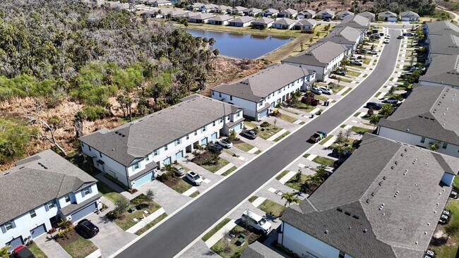 Foto del edificio - 5621 Tripoli Dr