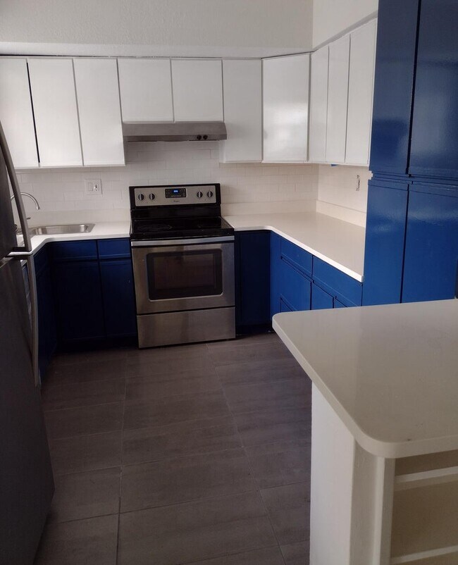 Foto del edificio - 383 NE 31st St