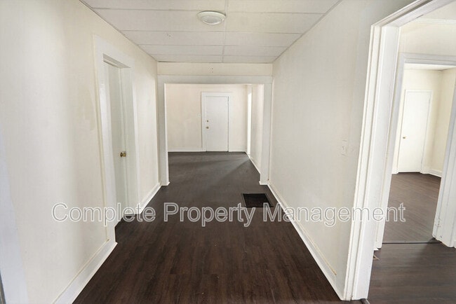 Building Photo - 4316 6th Ave