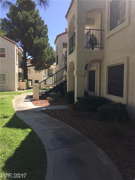 Building Photo - 4736 Nara Vista Way