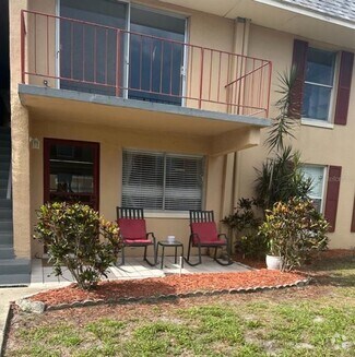 Building Photo - 919 W Oak Ridge Rd