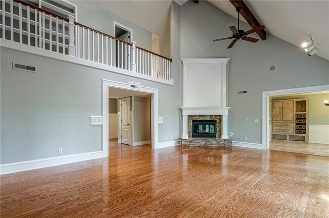 Building Photo - 3202 Red Fox Ridge
