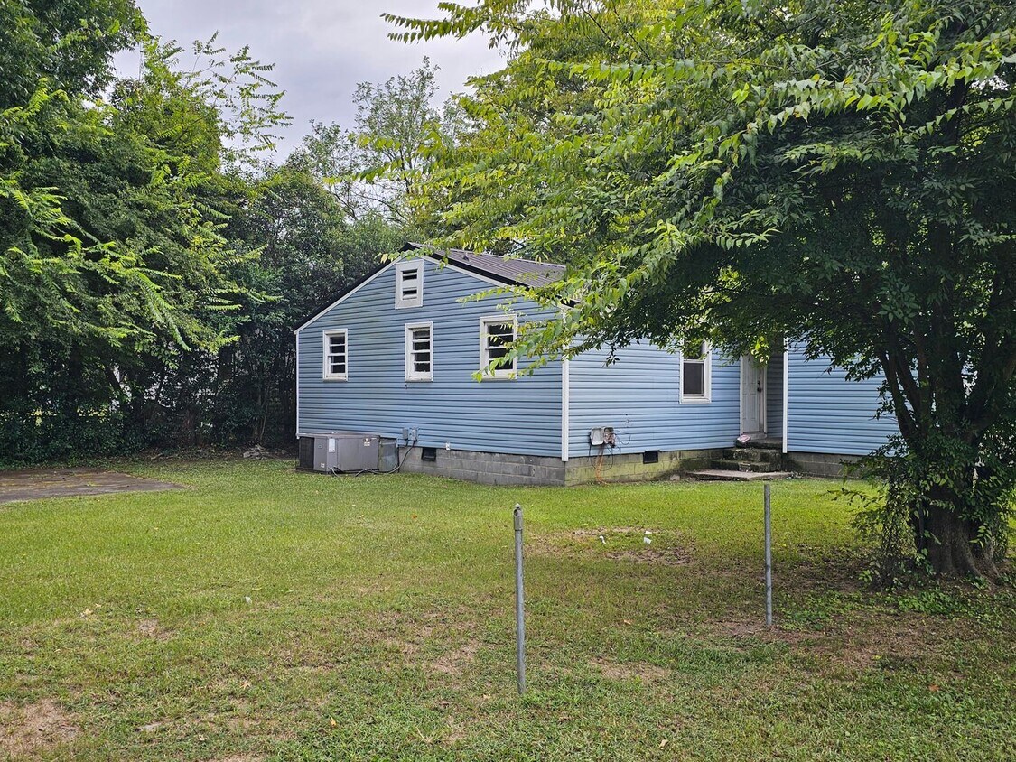 Building Photo - Bonnie Doone- Gavins Street