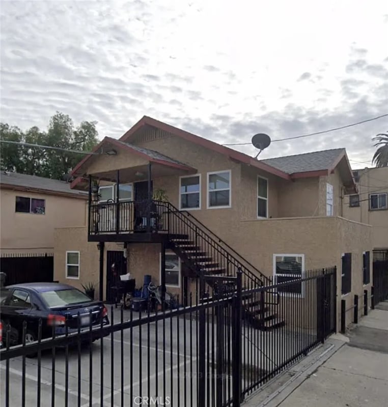 Primary Photo - 528 E Rhea St