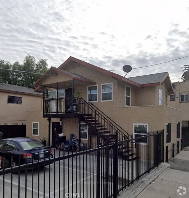 Building Photo - 528 E Rhea St