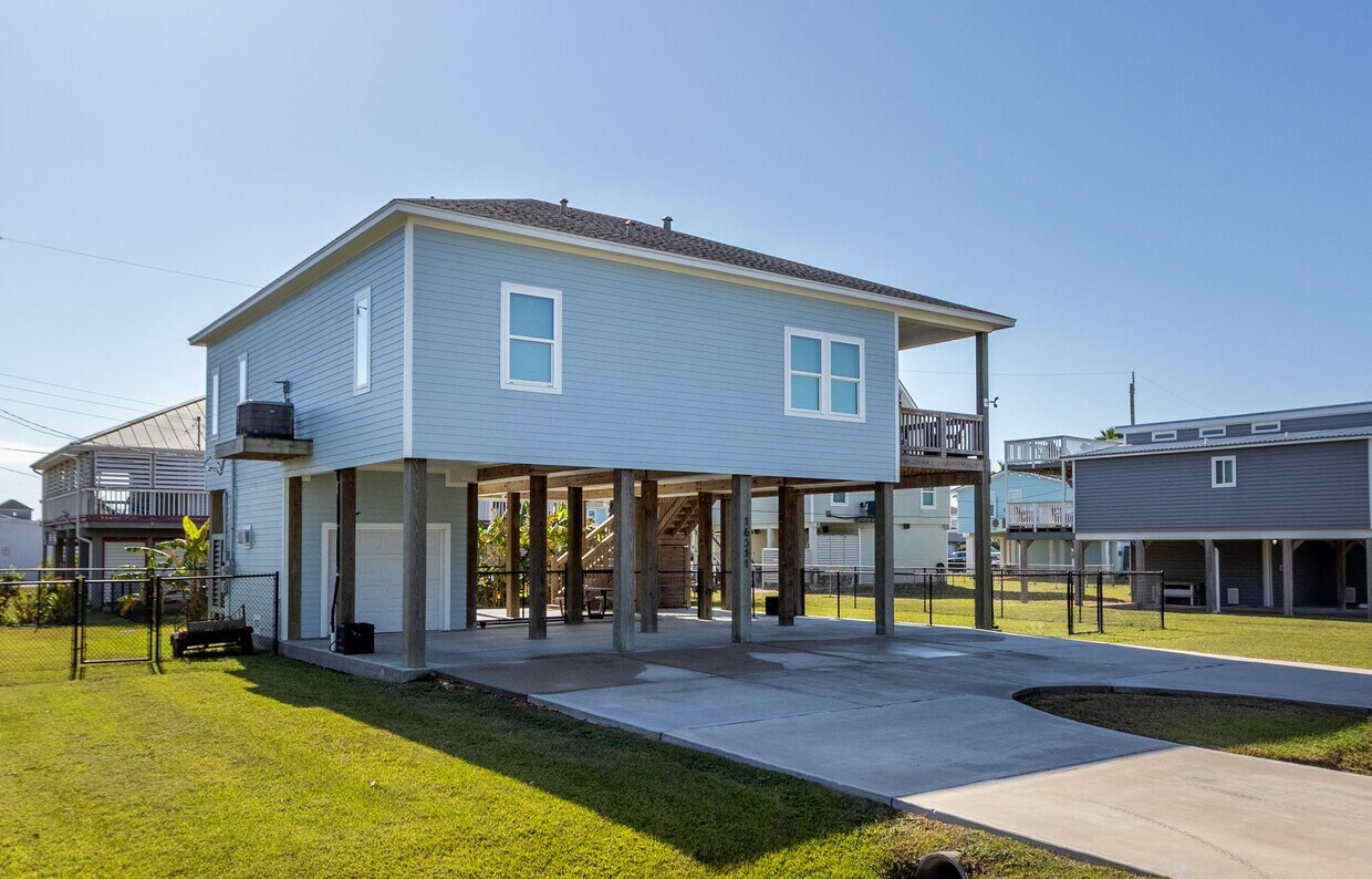 Foto principal - 16511 John Davis Rd