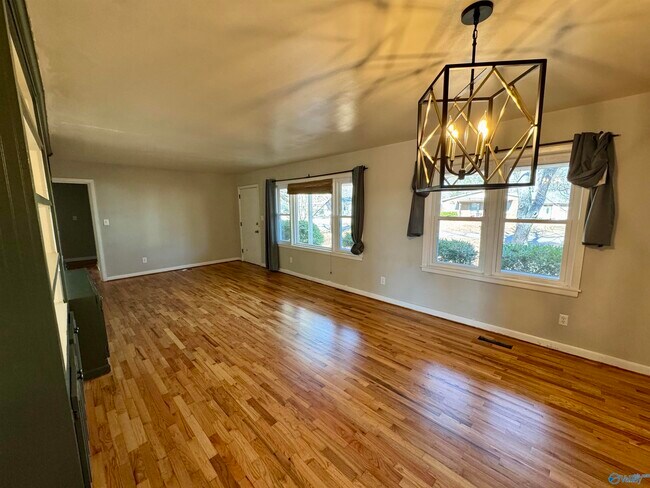 Foto del edificio - 804 Hereford Dr