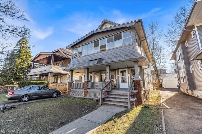 Foto del edificio - 913 Helmsdale Rd