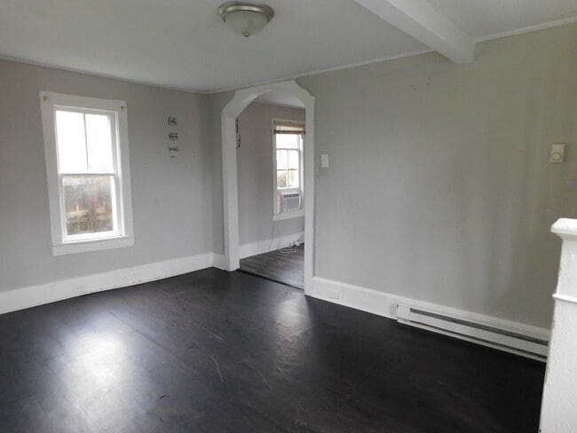 Building Photo - 3 bedroom 1 bath in Elizabeth City