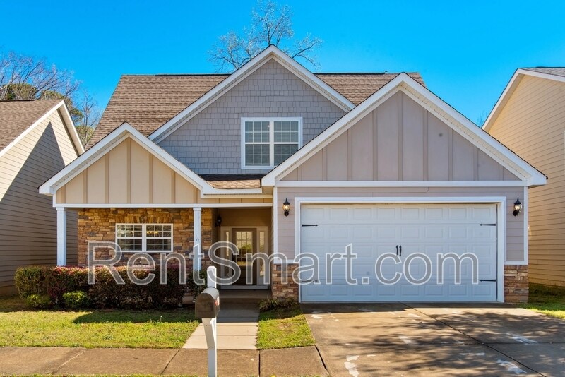Foto principal - 418 Riley Ln