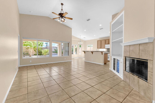 Building Photo - 79851 Carmel Valley Ave
