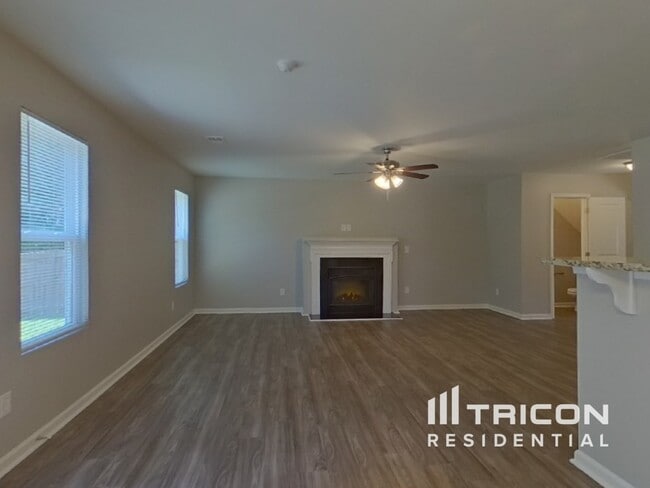 Building Photo - 4604 Montelena Dr